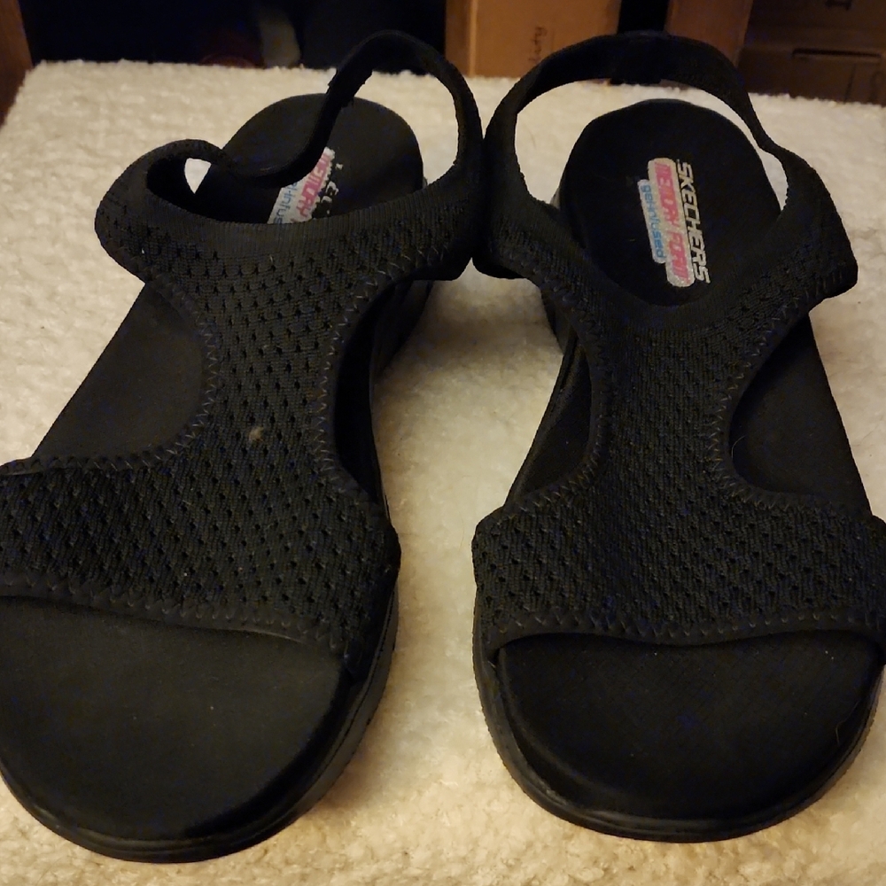 Skechers Black Sporty Sandals with Ankle Strap